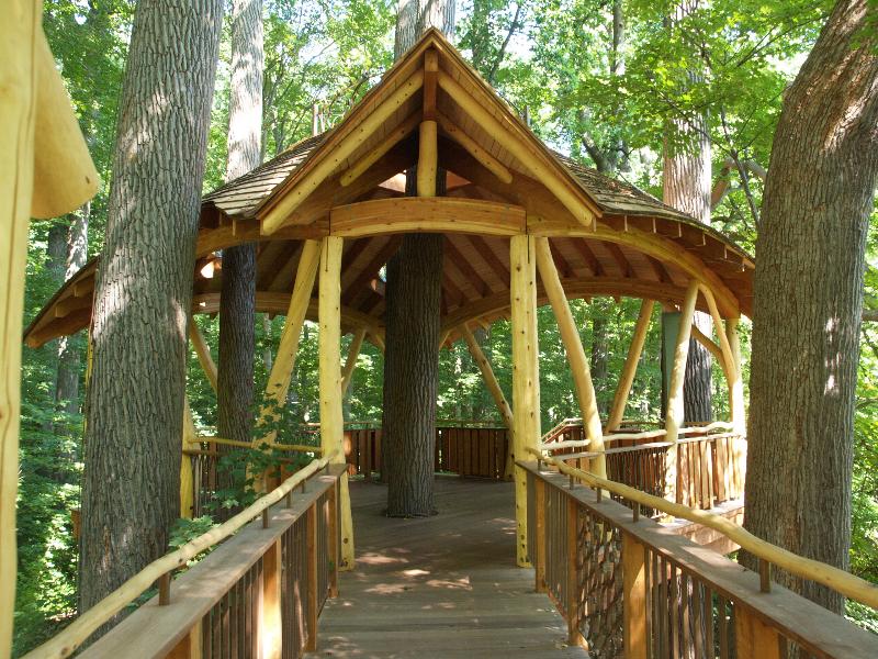 Kennett Square, Pennsylvania (PA): Longwood Gardens: 'The Lookout Loft', back half (2008, designed and built by Forever Young)