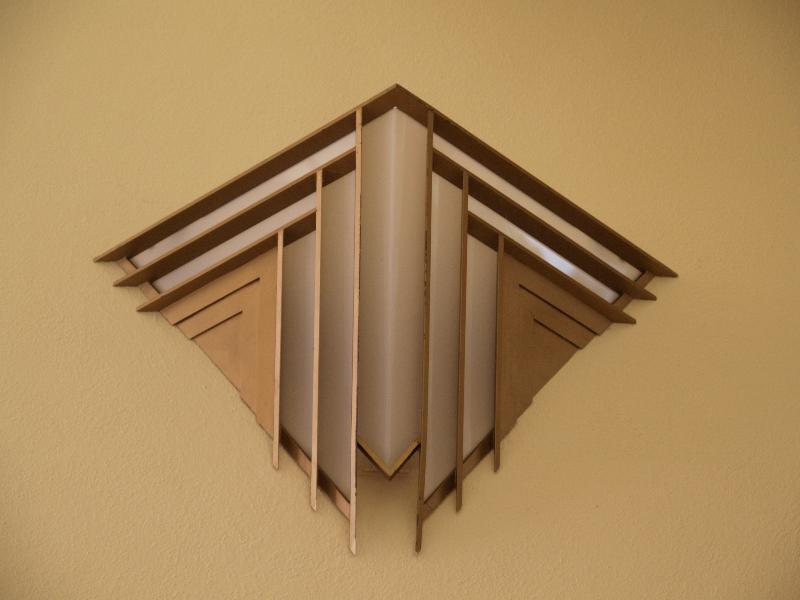 Elkins Park, Pennsylvania (PA): Beth Sholom Synagogue: light fixture (1954-1959, Frank Lloyd Wright and Mortimer J. Cohen)