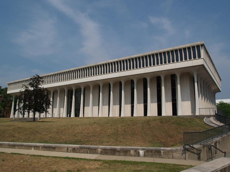 Princeton, New Jersey (NJ): Princeton University: Robertson Hall (Woodrow Wilson School of International and Public Affairs) (1965, Minoru Yamasaki Associates)