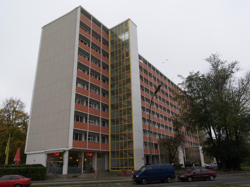 Berlin, Germany: Altonaer Strasse 3-9: view (built for Interbau 1957, architect Jaenecke and Samuelson)