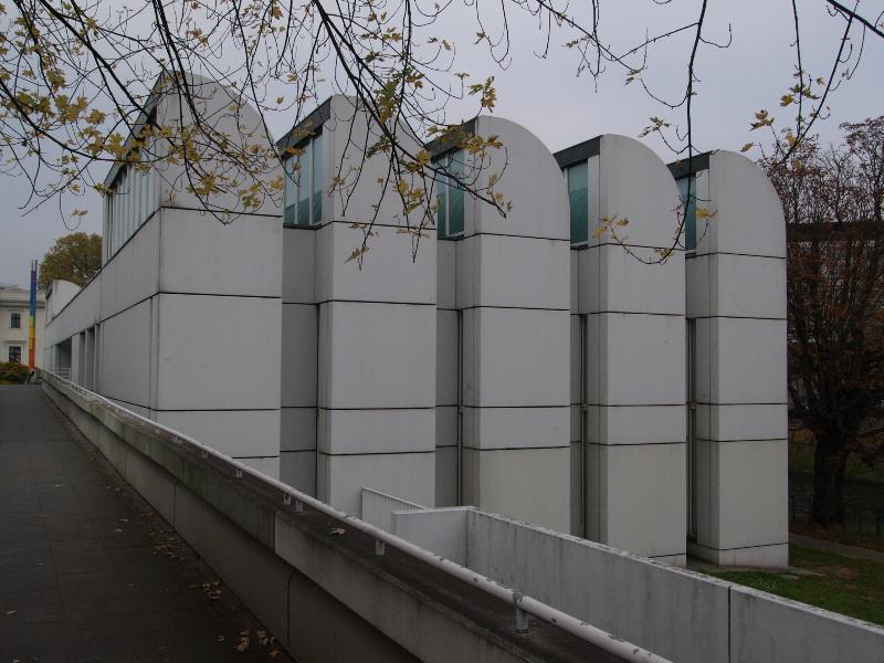 Berlin, Germany: Bauhausarchiv (Klingelhoeferstrasse): view (1976-1978, Walter Gropius, Alexander Cvijanovic)