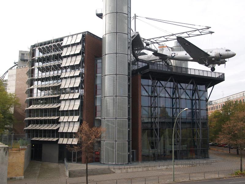 Berlin, Germany: Deutsches Technik Museum (Trebbiner Strasse): view (1996-2000, architects Helge Pitz and Ulrich Wolff)