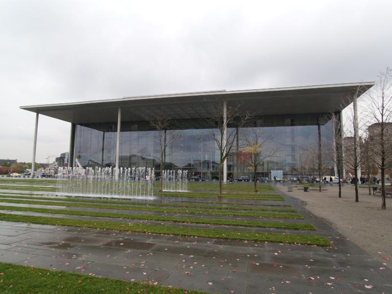 Berlin, Germany: Paul-Loebe-Haus: view (1997-2001, architect Stephan Braunfels)