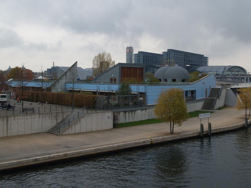 Berlin, Germany: Kindertagesstaette des Deutschen Bundestages (nursery) (Otto-von-Bismarck-Allee): view (1999, architect Gustav Peichl)