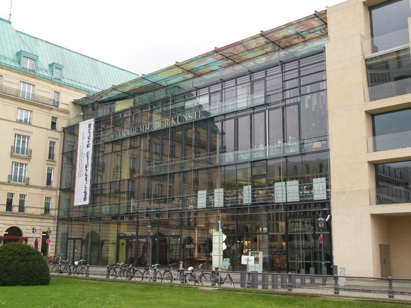 Berlin, Germany: Akademie der Kunste (Pariser Platz): view (1999-2005, Behnisch & Partner with Werner Durth)