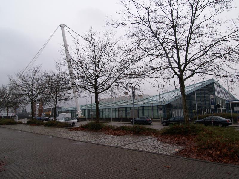 Karlsruhe, Germany: Europahalle (Hermann-Veit-Strasse): view (1981-1983, architect Schmitt Kasimir + Partner)