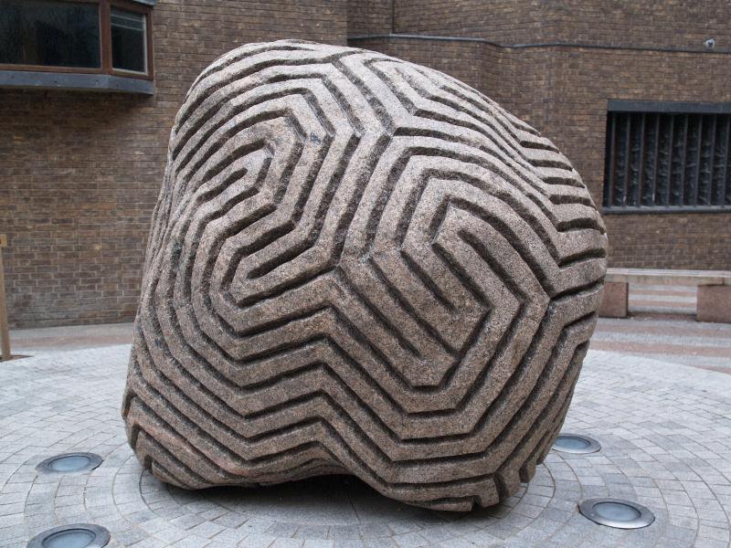 Cambridge, England: Fisher Square: Between the Lines (2007, sculptor Peter Randall-Page)