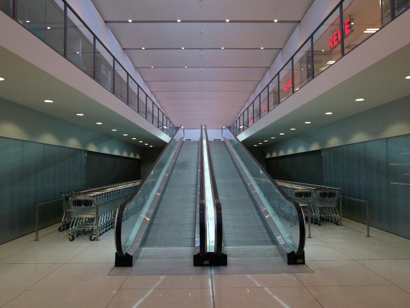 Frankfurt (Riedberg), Germany: shopping mall (Altenhoeferallee): travelator (escalator) (2008)