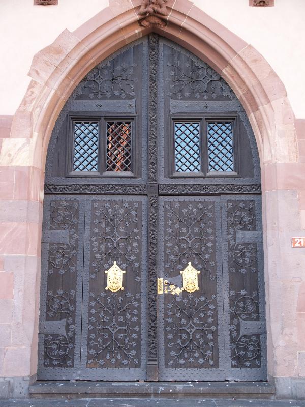 Frankfurt, Germany: Roemer (Roemerberg 21): door (originally medieval, destroyed in WWII)