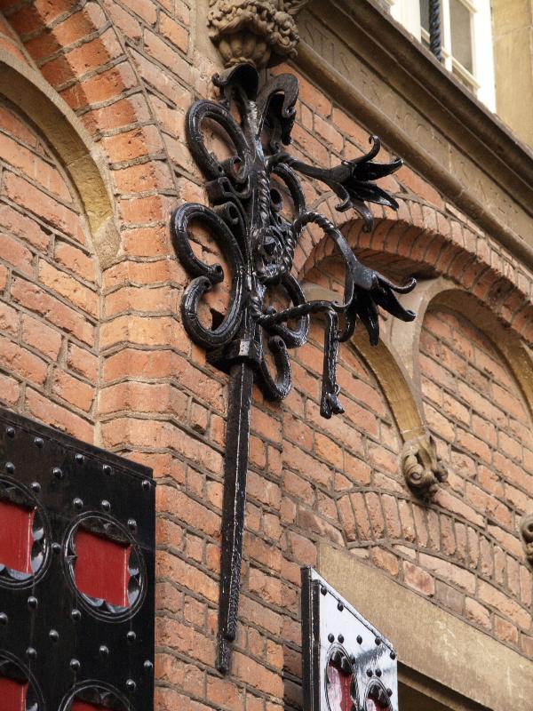 Nijmegen, Netherlands: Latijnse School (Stedelijk Gymnasium, Sint Stevenskerkhof 2): ironwork decoration (1554-1555, architect Herman van Herengraves, restored 1975)