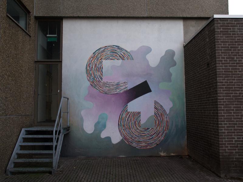 Nijmegen, Netherlands: Stationsplein 13 (Metterswane): geometric design (1994, Freek van Ginkel)