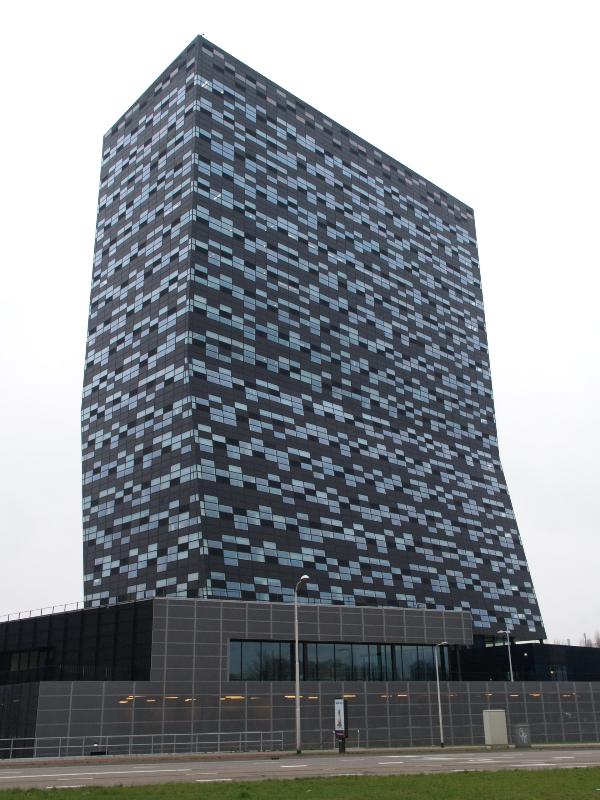 Nijmegen, Netherlands: 52 Degrees (FiftyTwoDegrees, Neerbosscheweg): view (2005-2008, Mecanoo Architecten)