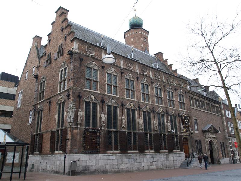 Nijmegen, Netherlands: Stadhuis (Burchstraat 20): view (originally 1555, restored 1880, almost completely destroyed in WWII, rebuilt 1951-1954)