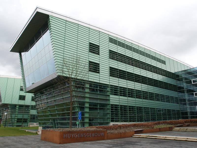 Nijmegen, Netherlands: Radboud University Nijmegen: Huygensgebouw, FNWI (Faculteit der Natuurwetenschappen, Wiskunde en Informatica) (Heyendaalseweg 135) (2007, AGS Architecten)