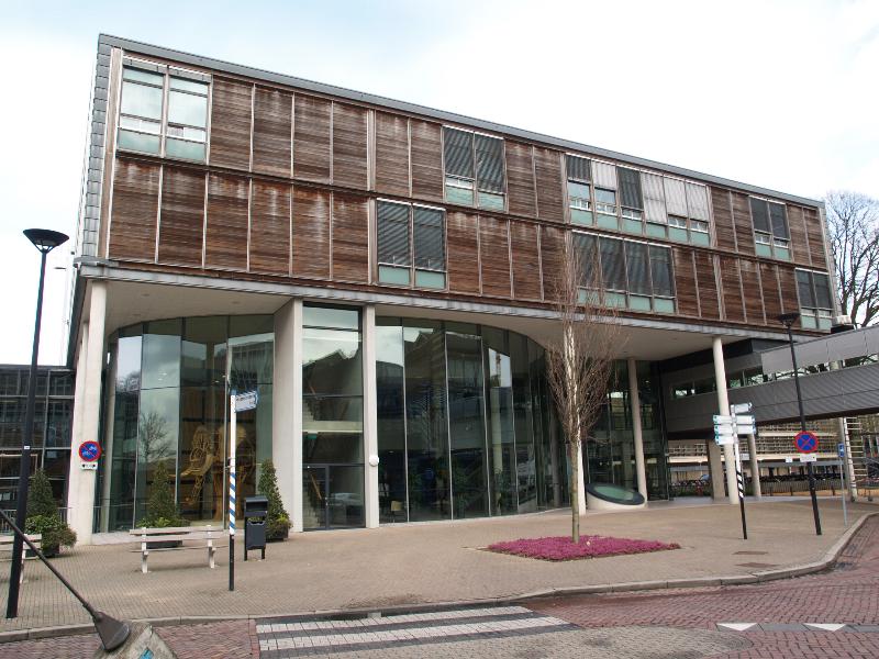 Nijmegen, Netherlands: University Medical Centre St Radboud: Study Centre / Auditorium St Radboud (Geert Grooteplein 15) (2000, AHA)