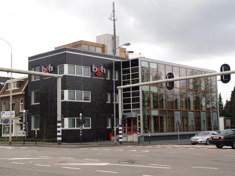Nijmegen, Netherlands: BGH (Sint Annastraat 234): view (2002, Croonen Architecten)