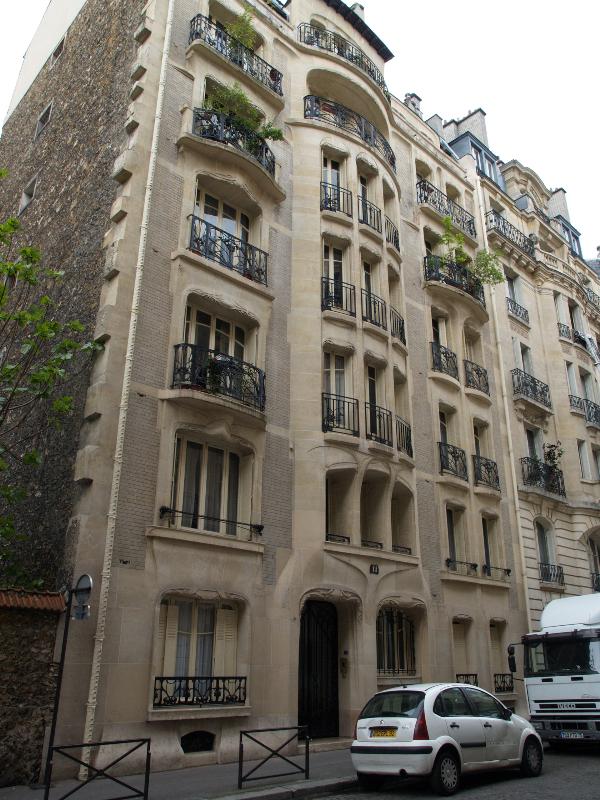 Paris, France: 11 Rue Francois Millet: view (1910, architect Hector Guimard)