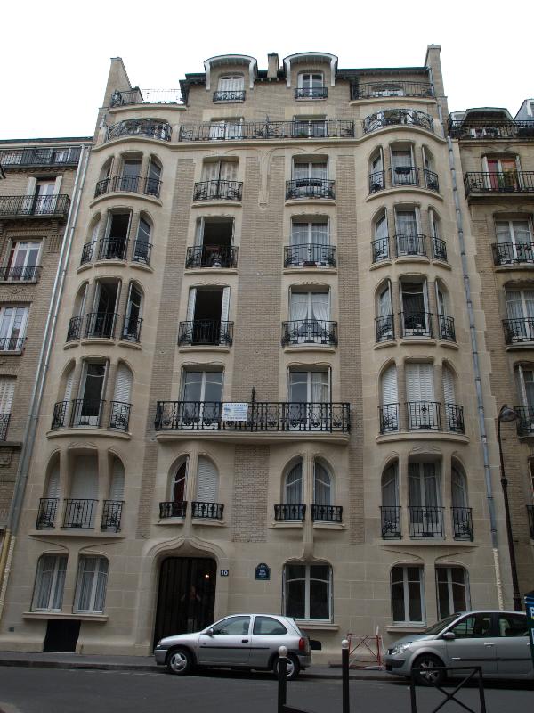 Paris, France: 10 Rue Agar: view (1911, architect Hector Guimard)