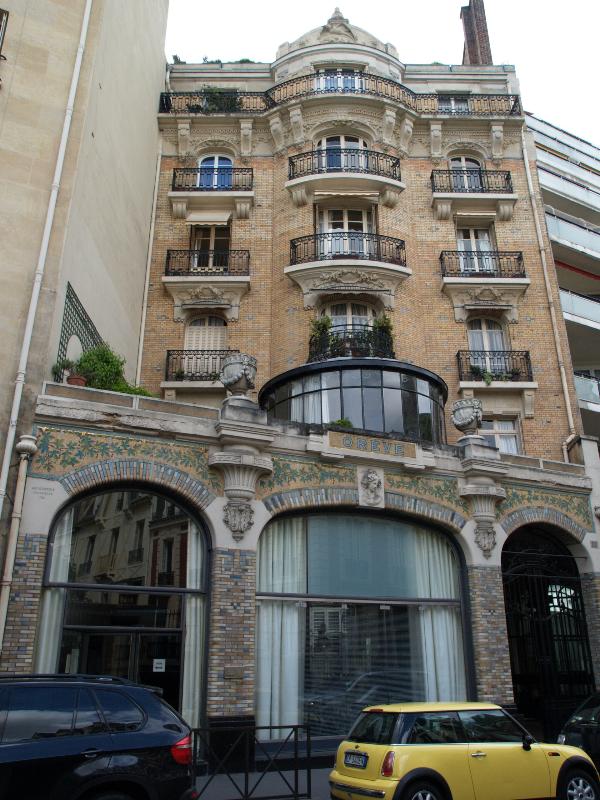 Paris, France: Oreve, 25 Rue de la Pompe: view (1911, architect Lecourtois)
