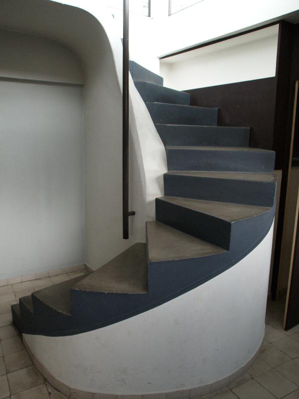 Paris, France: 24 Rue Nungesser-et-Coli: spiral staircase (1934, architects Le Corbusier and Pierre Jeanneret)