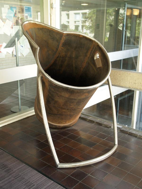 Cambridge, England: Murray Edwards College (was New Hall): Nothing Lasts Forever (1989, sculptor Judith Cowan)