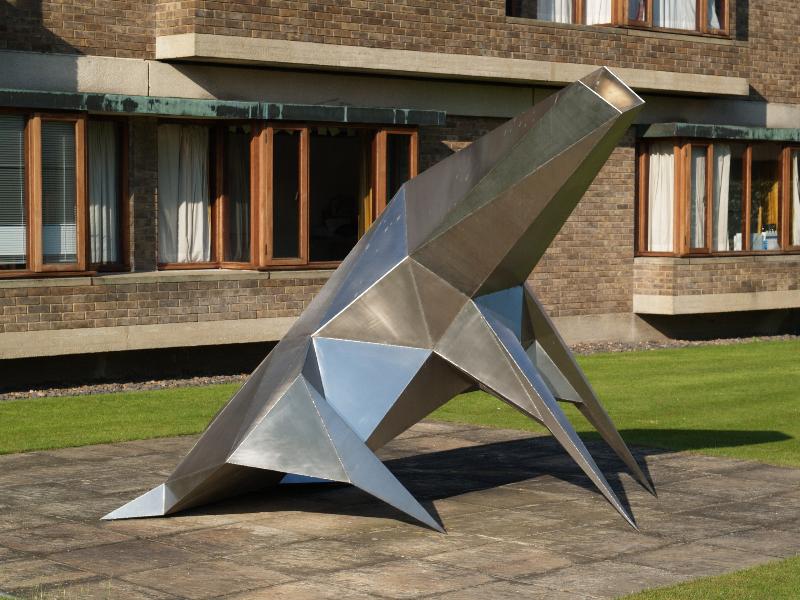 Cambridge, England: Churchill College: Beast Alerted (1990, sculptor Lynn Chadwick)