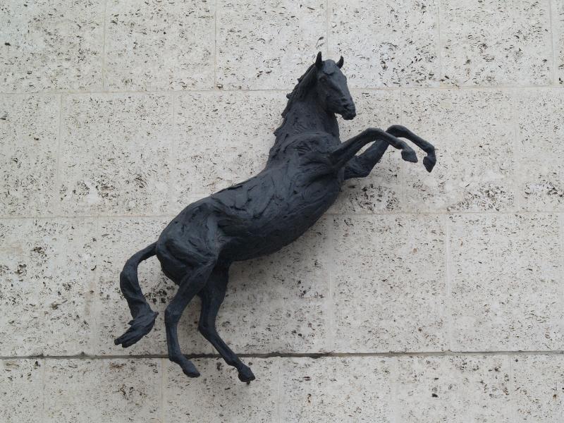 Cambridge, England: Gonville Place: black horse (1977, sculptor Tessa Pullan)
