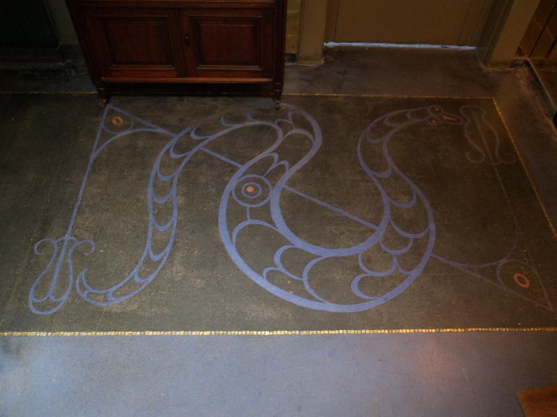 Cambridge, England: Gonville and Caius College: floor drawing, snake (1927-1929, artist Raymond McGrath)