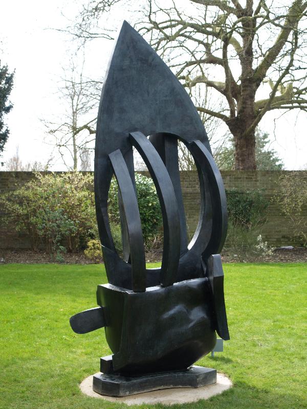 Cambridge, England: Fitzwilliam Museum: Energy of the Mountain: Echo and Revelation (sculptor Michael Lyons)