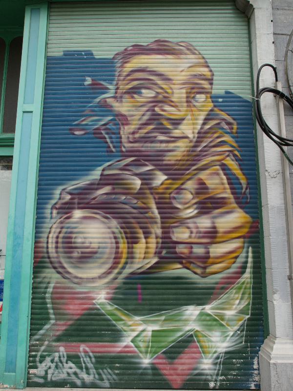 Brussels, Belgium: 7 Place Maurice Van Meenen: street art