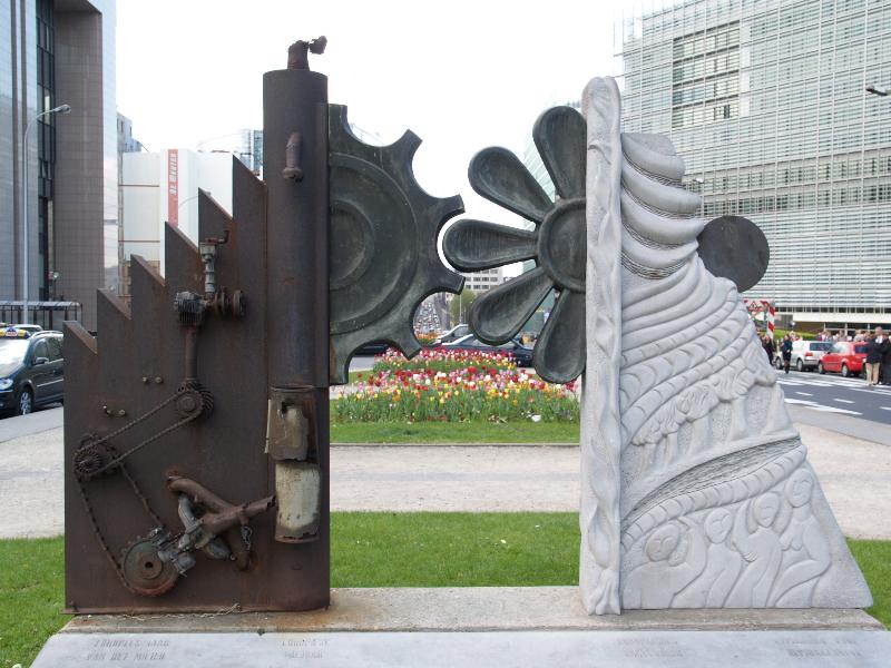 Brussels, Belgium: Rue de la Loi: European Year of the Environment (1987?)