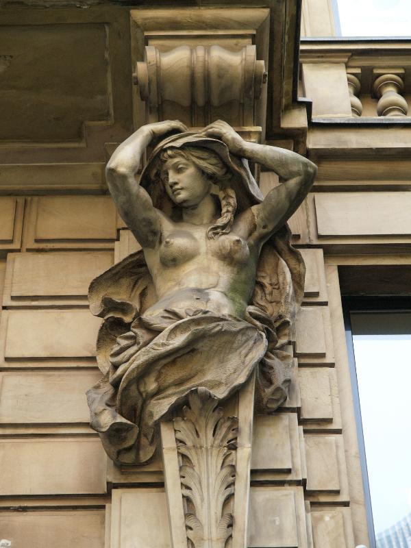 Frankfurt, Germany: 37-39 Kaiserstrasse: column support, female