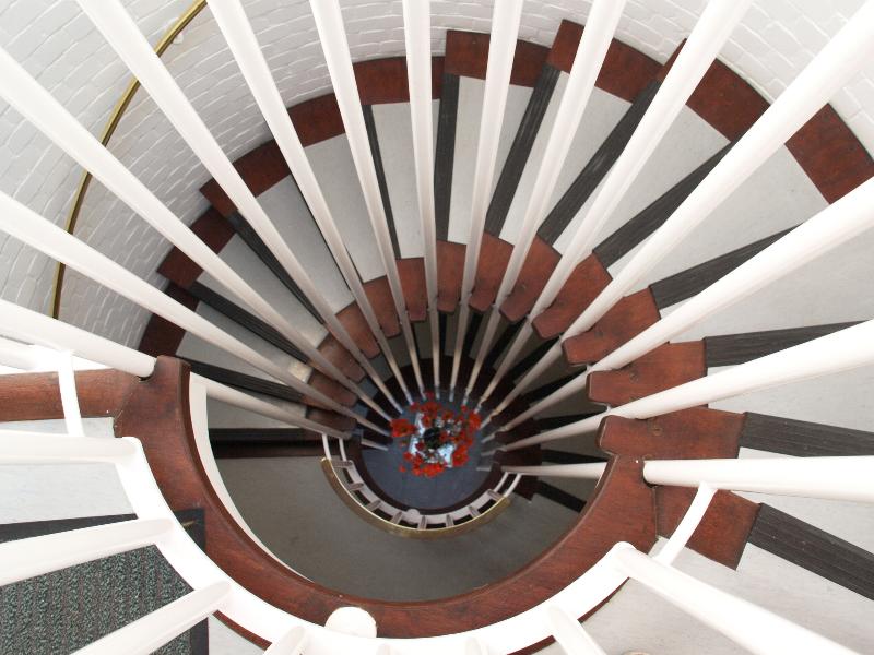 Cambridge, England: Sherlock Close: spiral stairs (1960, James and Bywaters)