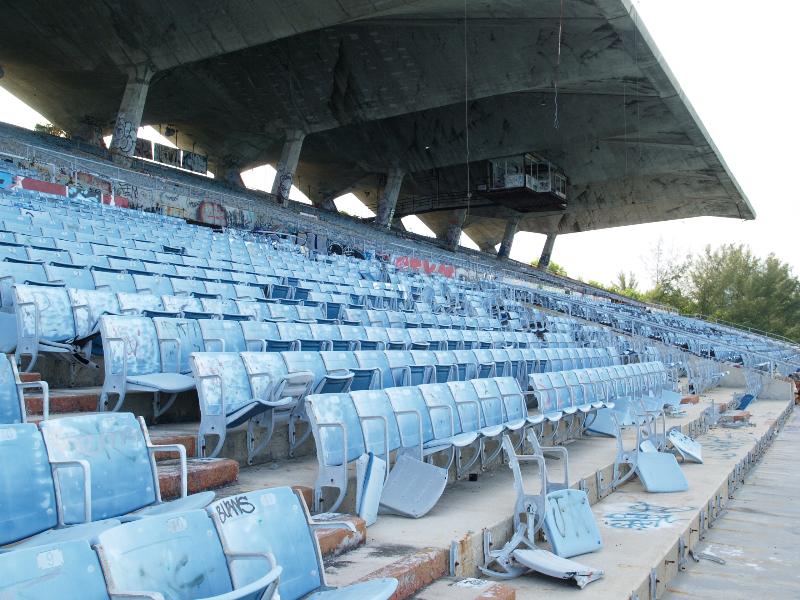 Miami, Florida (FL): Miami Marine Stadium, Rickenbacker Causeway: seating (1963, Andrew Ferendino and Hilario Candela)