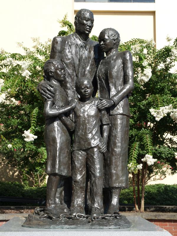Savannah, Georgia (GA): River Street: African American Monument (2002, sculptor Dorothy Spradley)