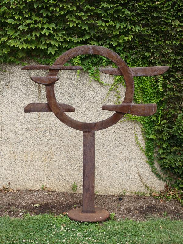 Washington, DC: Hirshhorn Museum and Sculpture Garden: Voltri XV (1962, sculptor David Smith)