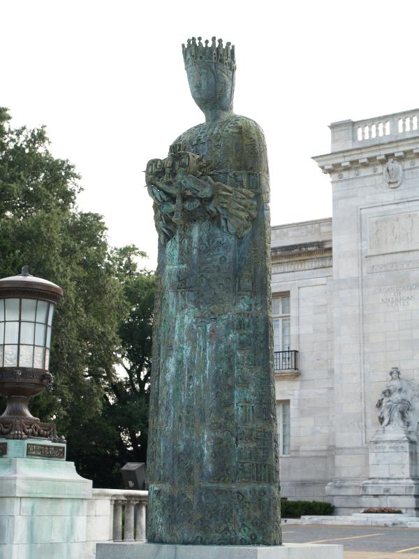 Washington, DC: Organization of American States (17th Street NW): Queen Isabella of Spain (1966, sculptor Jose Luis Sanchez)
