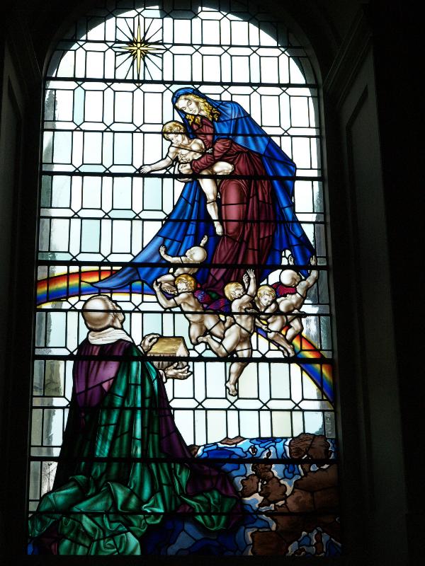Cambridge, England: Clare College: Virgin Mary (?) (1935, artist Hugh Easton)