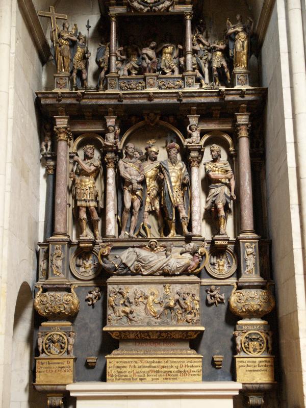 Munster, Germany: St Paul's Cathedral (St Paulus Dom): St Stephen's altar with monument to Heidenreich von Letmathe (c 1630, sculptor Gerhard Groeninger)