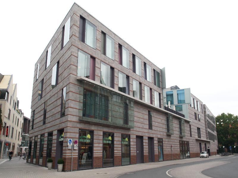 Munster, Germany: Stubbengasse: shops and hotel (2007-2009, architects Prof. Ernst Kasper and Matthias Fritzen)