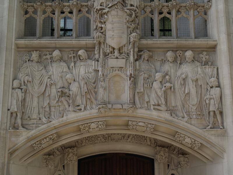 London, England: Supreme Court: granting of the charter of Westminster Abbey (1906-1913, sculptor Henry Fehr, architect James S. Gibson)