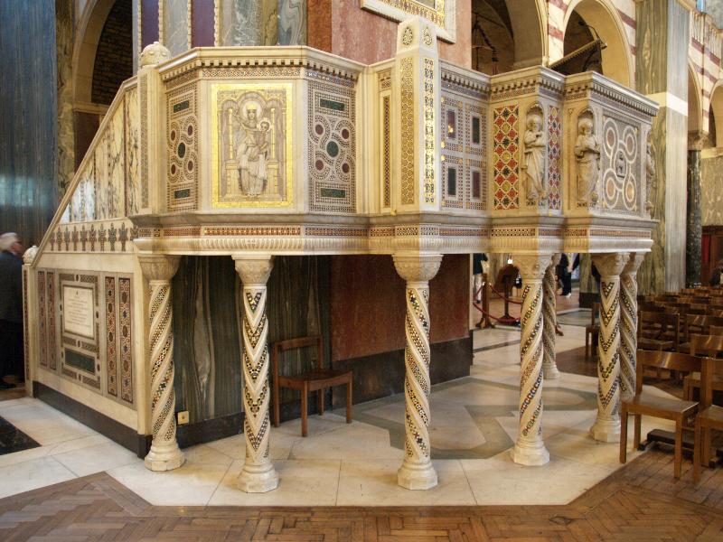 London, England: Westminster Cathedral: pulpit (1934)