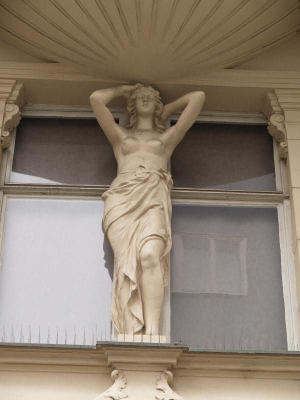 Brno, Czech Republic: Masarykova 17: woman column support