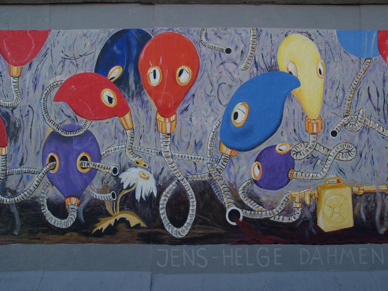 Berlin, Germany: East Side Gallery (Berlin Wall): Pneumohumanoiden (Jens-Helge Dahmen)