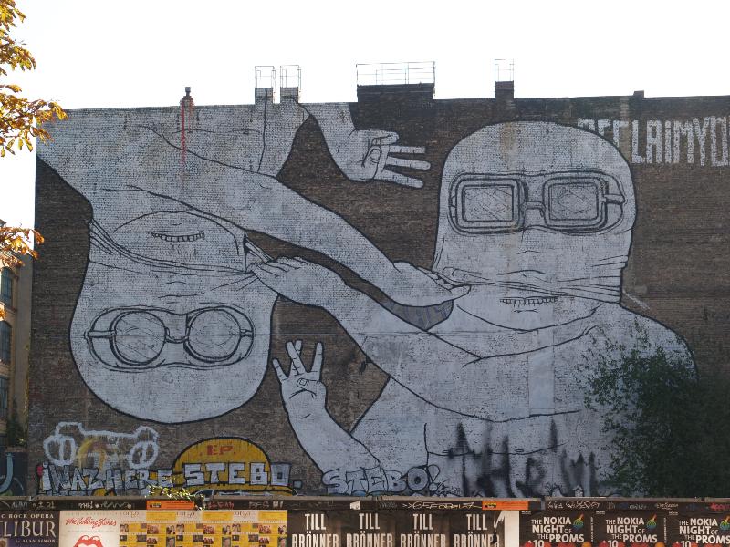 Berlin, Germany: Schlesische Strasse 32: mural on side of building