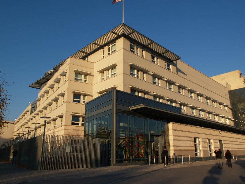 Berlin, Germany: Behrenstrasse, US Embassy: view (2008, Moore Ruble Yudell)