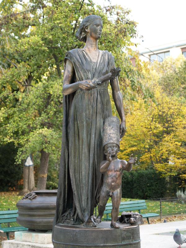 Paris, France: Avenue Charles Risler: Monument des droits de l'Homme, mother and child (1989-1990, designed by Ivan Theimer)