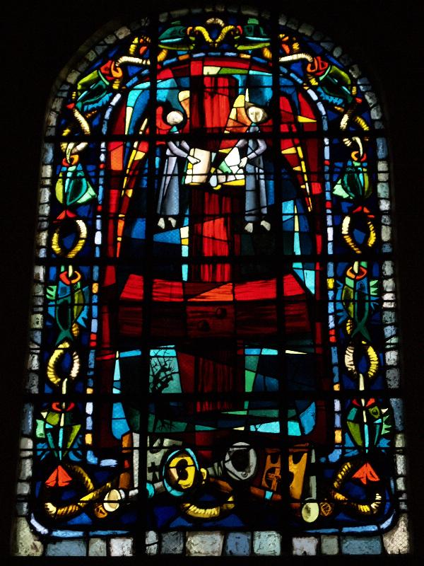 Paris, France: Place Jean Marais, Eglise Saint-Pierre de Montmartre: Crucifixion (1953, Max Ingrand)