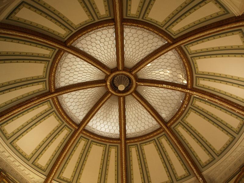 Cambridge, England: Sidney Street, Lloyds TSB Bank: dome (1890-1893, architect Alfred Waterhouse)