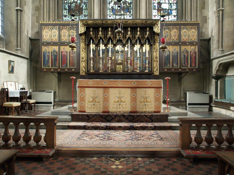 Cambridge, England: St Giles's Church: altar and reredos
